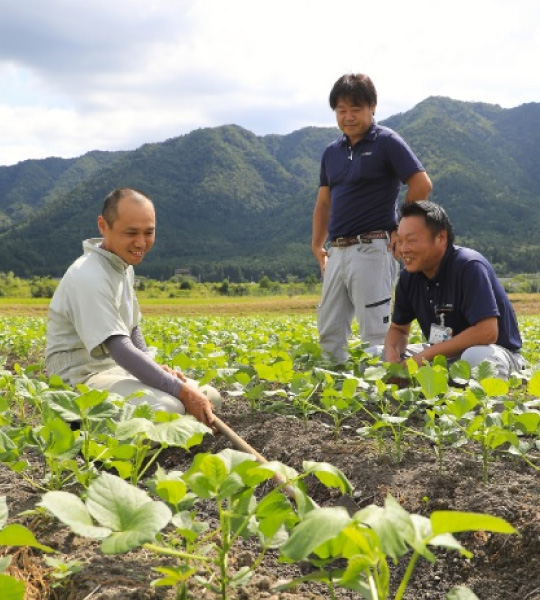 生産だけではなく、企画や開発も一緒に行います